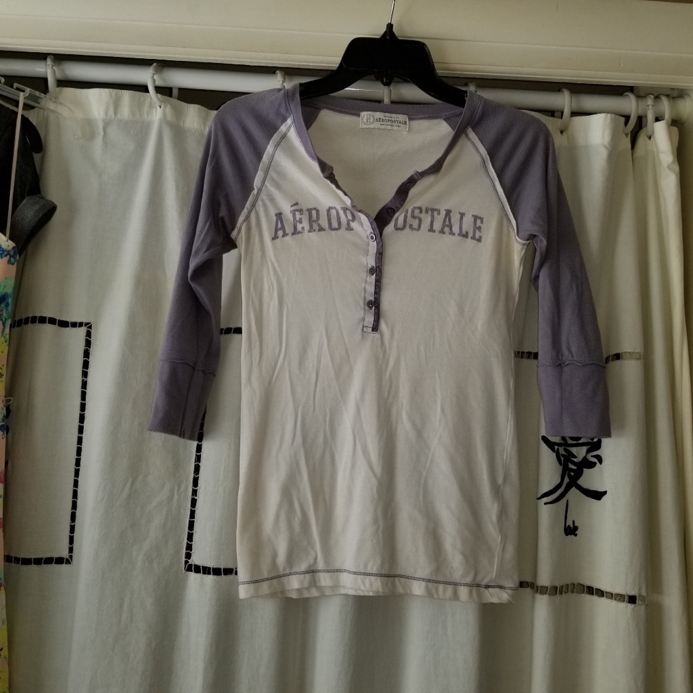 Aeropostale 3/4 shirt Size medium